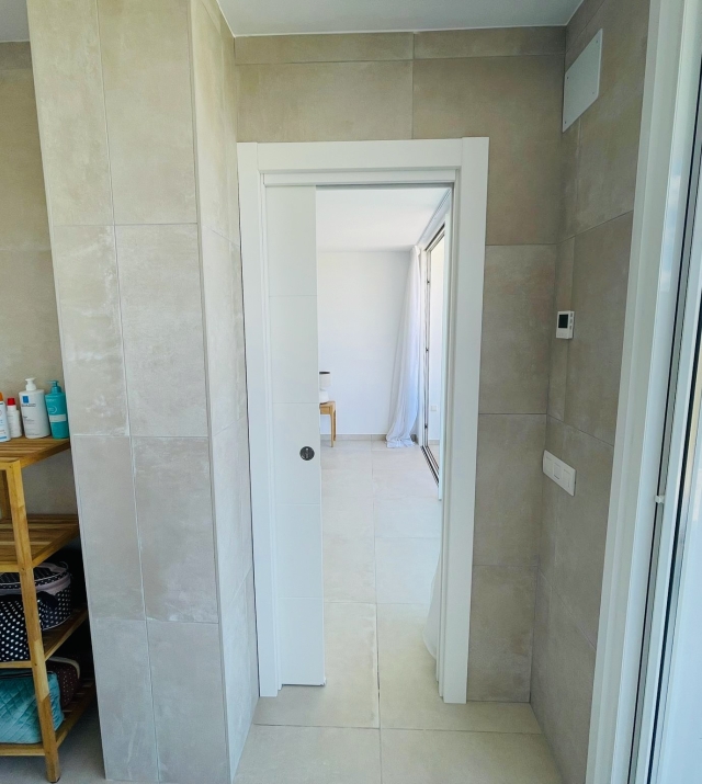 Resa Estates Ibiza for sale koop penthouse Cala Vadella Bathroom Master 3.jpeg